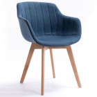 Lot de 2 chaises avec accoudoirs rayures tissu bleu et pieds en bois hêtre naturel de la marque Loungitude