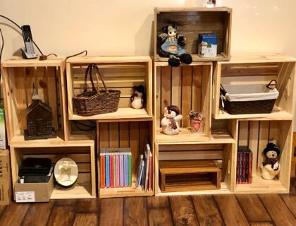 caisses en bois récupérées, parfaites pour fabriquer des étagères originales